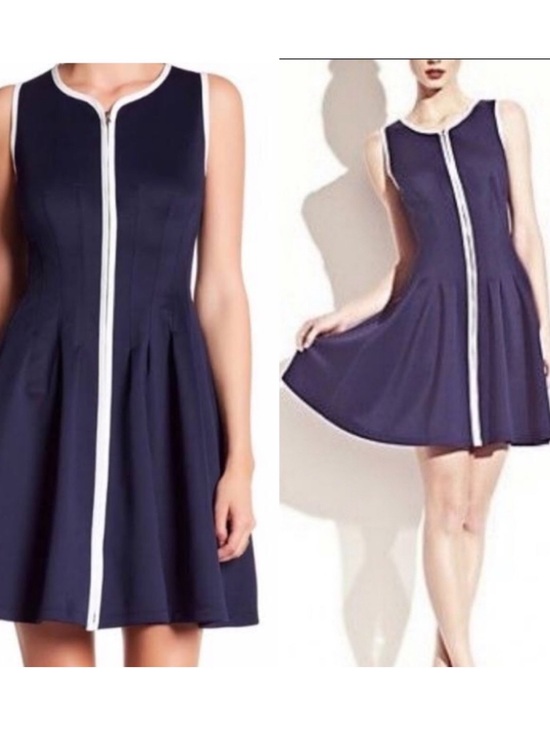 Dresses & Skirts - Betsy Johnson navy and white zippered dress size 14